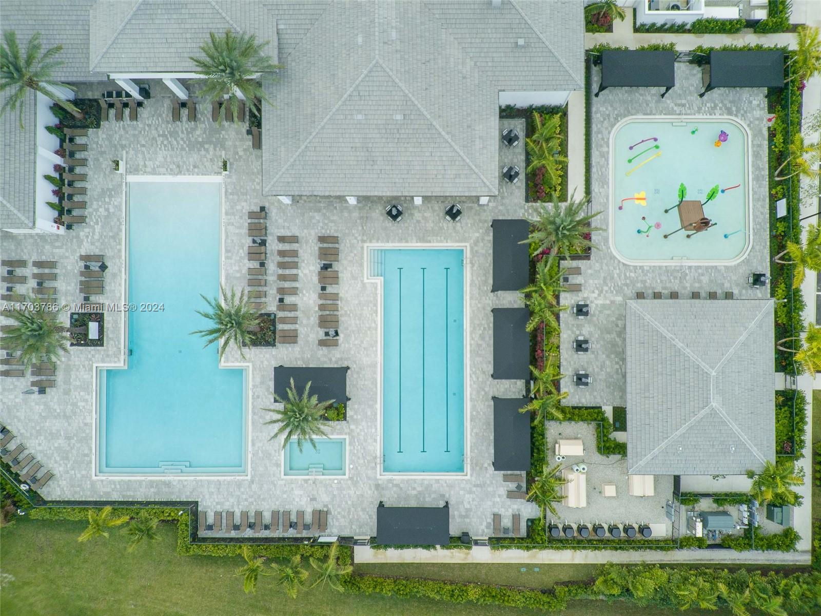 LOTUS PALM - Residential