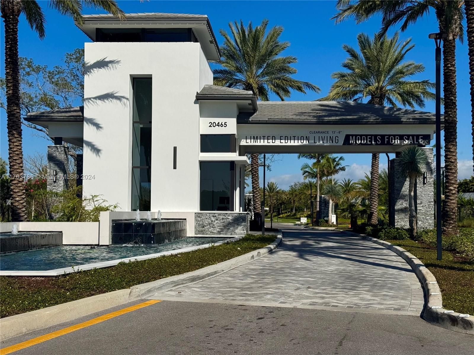 LOTUS PALM - Residential
