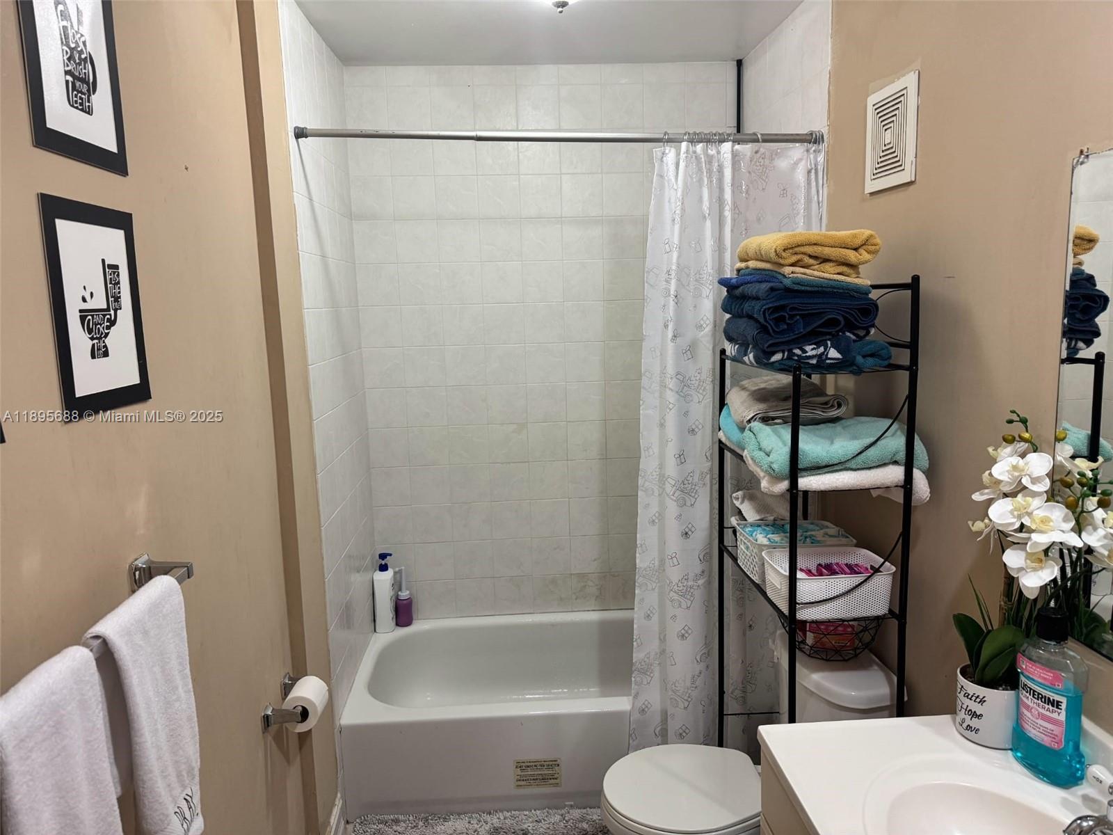 STONEBRIDGE GARDENS SECTI - Residential