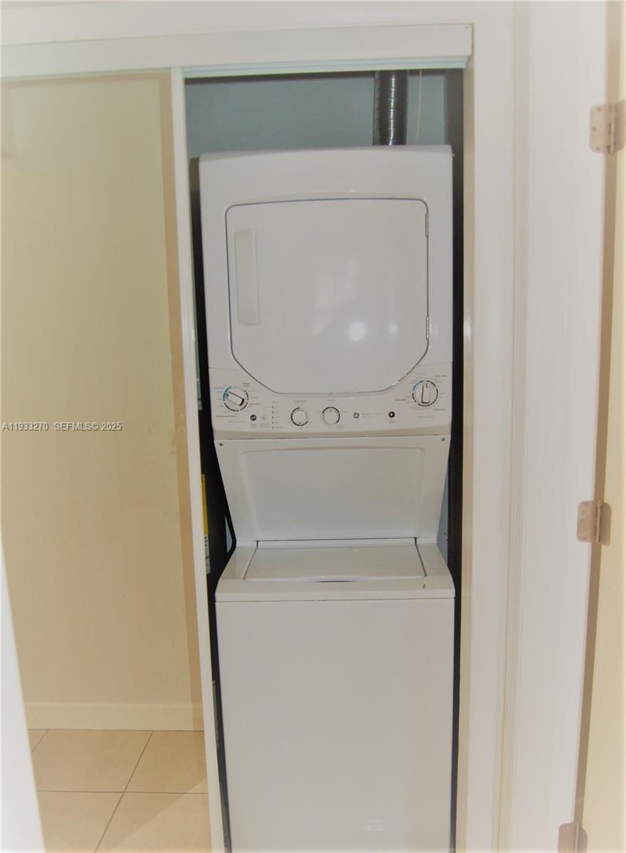 ROSEMOUNT - Residential Lease