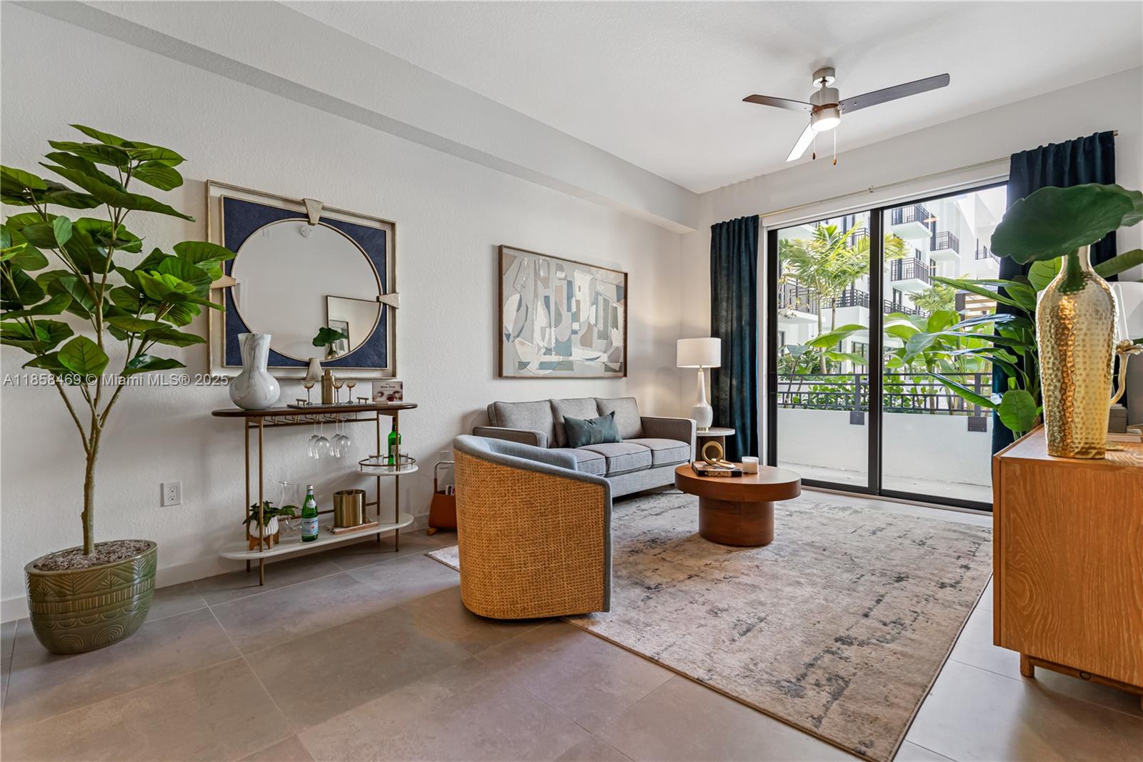 TOWN OF MODELO (DANIA) B- - Residential Lease