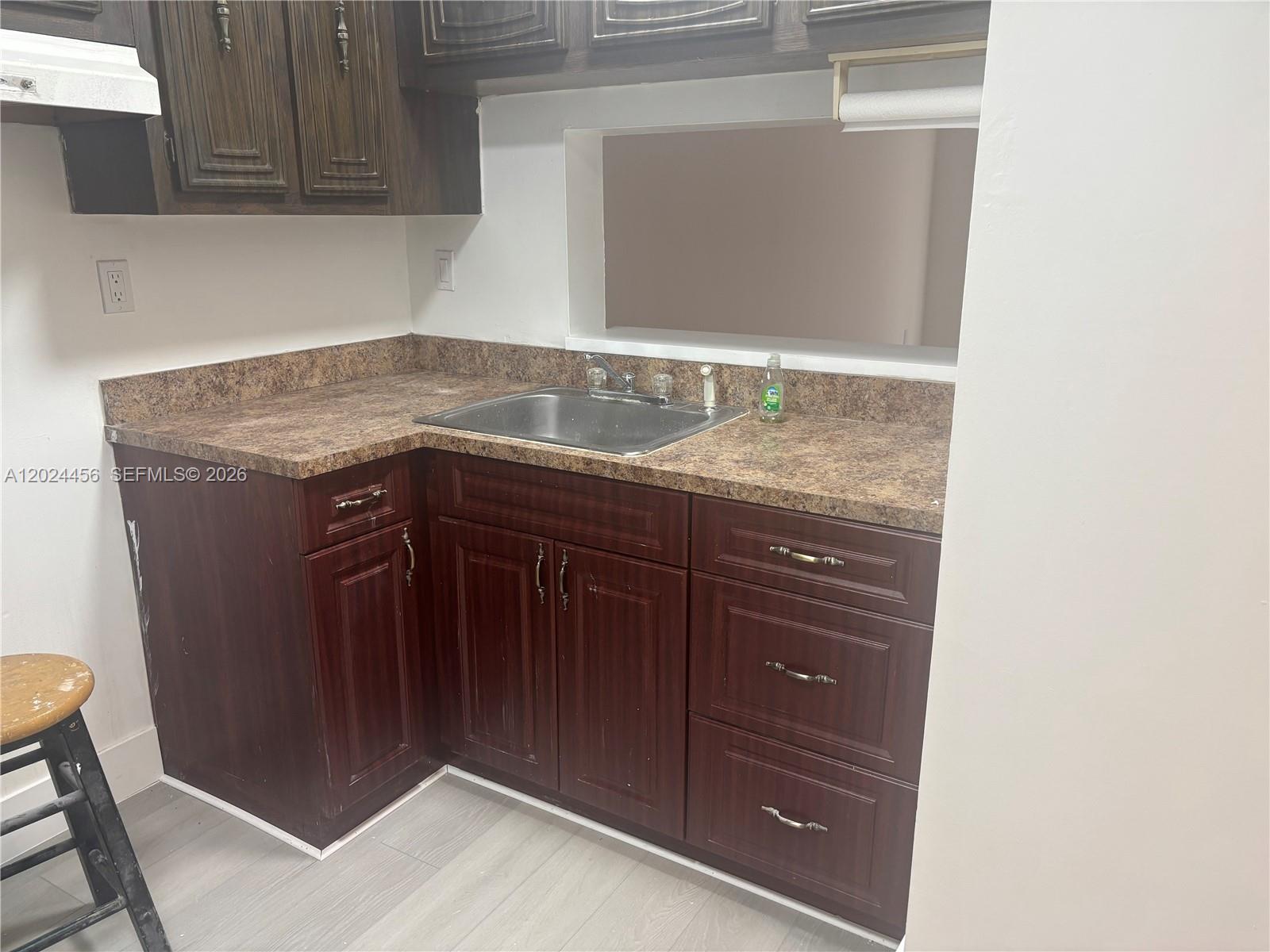 MONTECARLO CONDO - Residential Lease