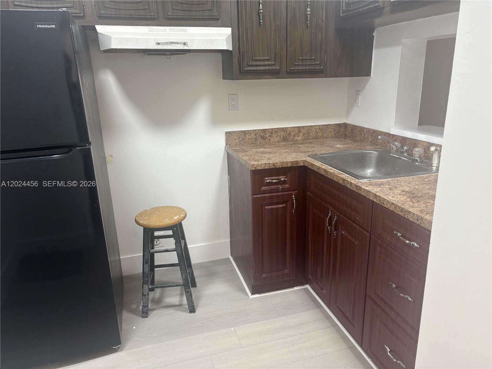 MONTECARLO CONDO - Residential Lease
