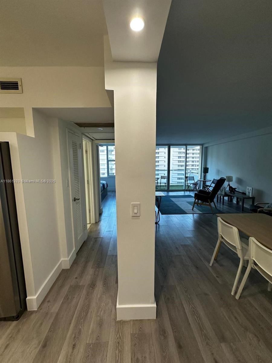 5600 CONDO - Residential