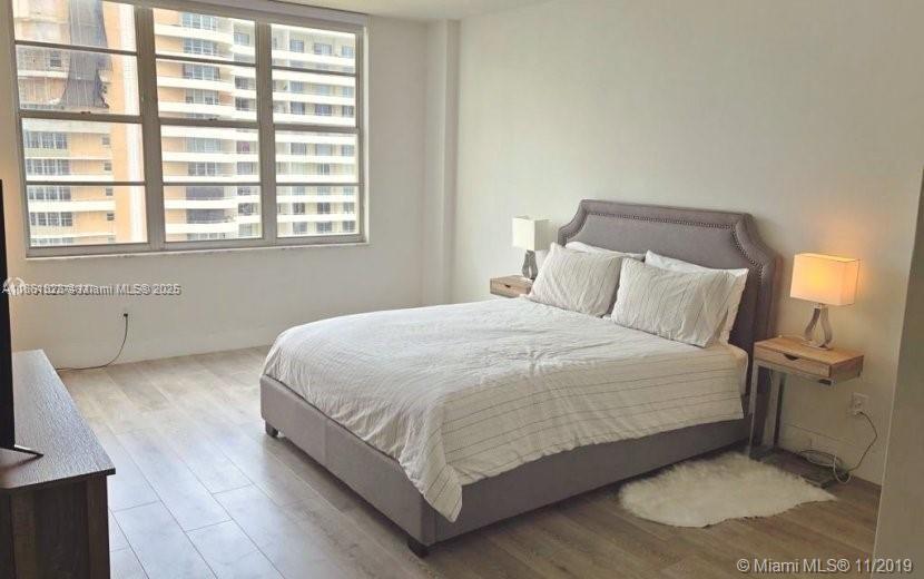 5600 CONDO - Residential