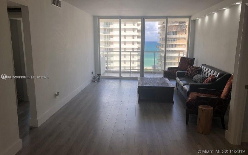5600 Collins Ave 11W