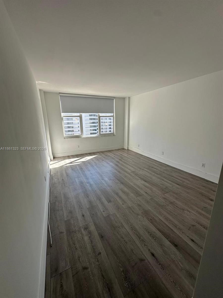 5600 CONDO - Residential