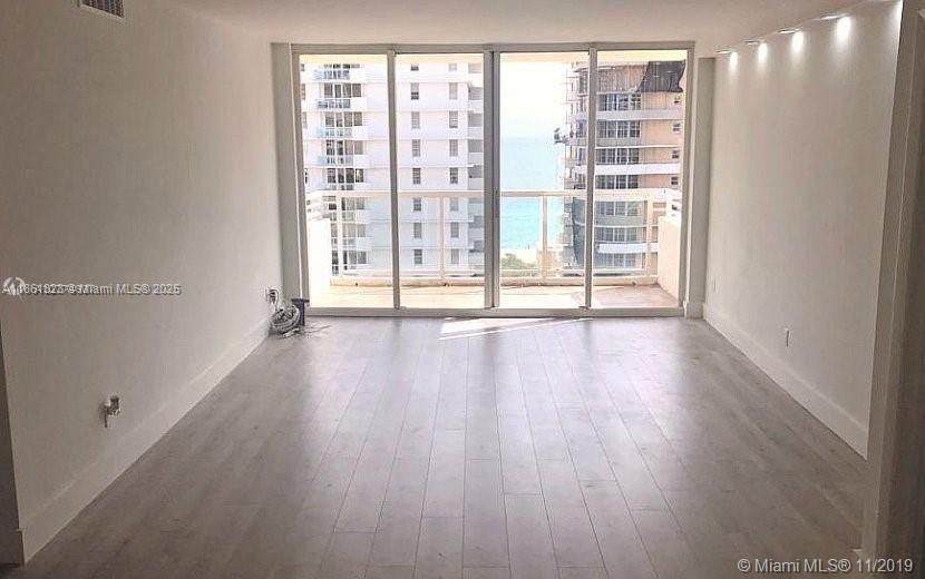 5600 Collins Ave 11W