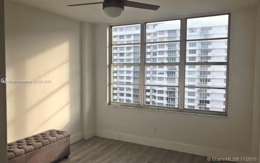 5600 CONDO - Residential