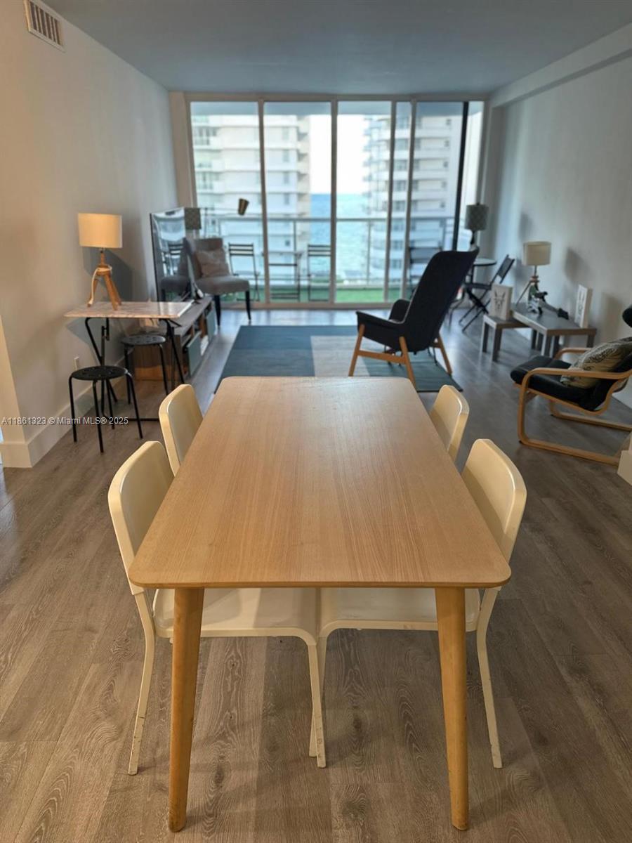 5600 CONDO - Residential