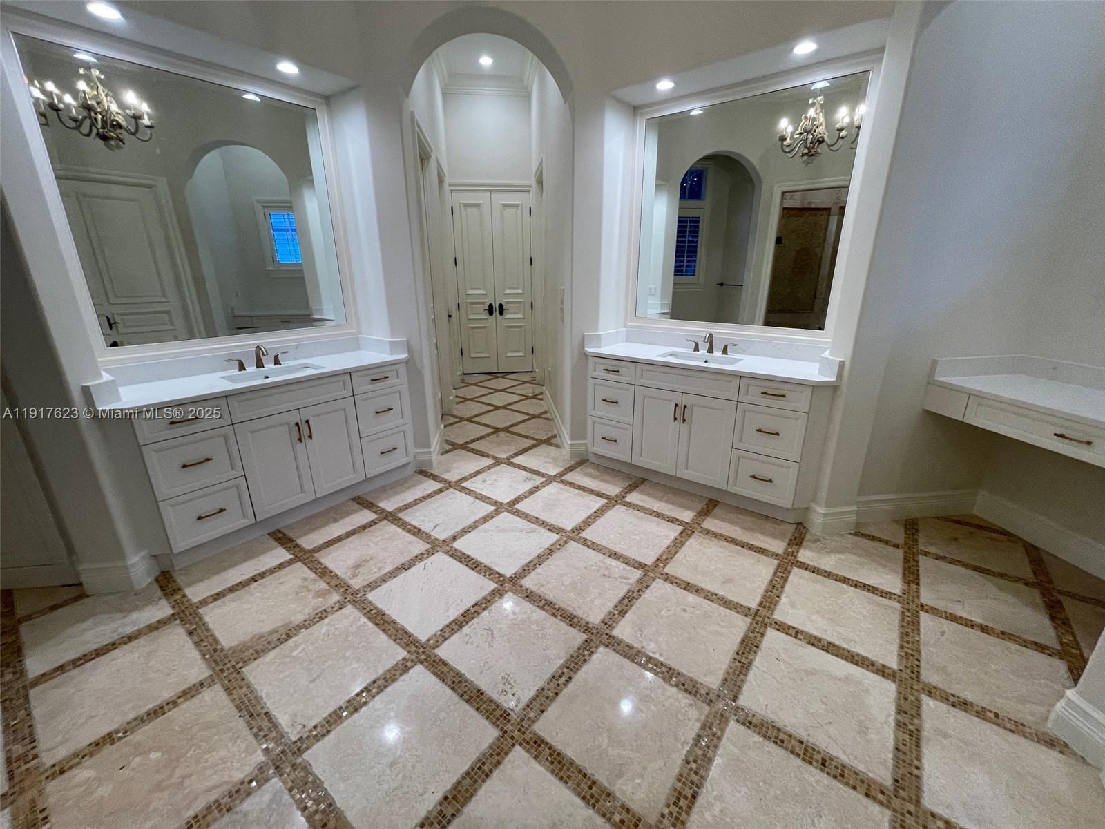 OLD MARSH GOLF CLUB - Residential