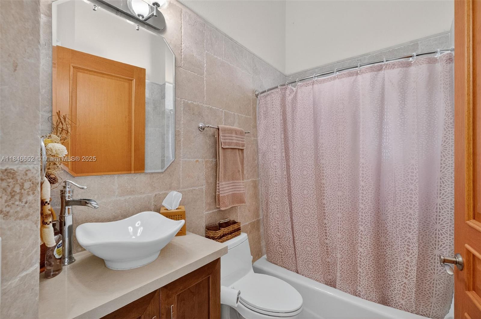 THE LANDINGS SEC 2 - Residential