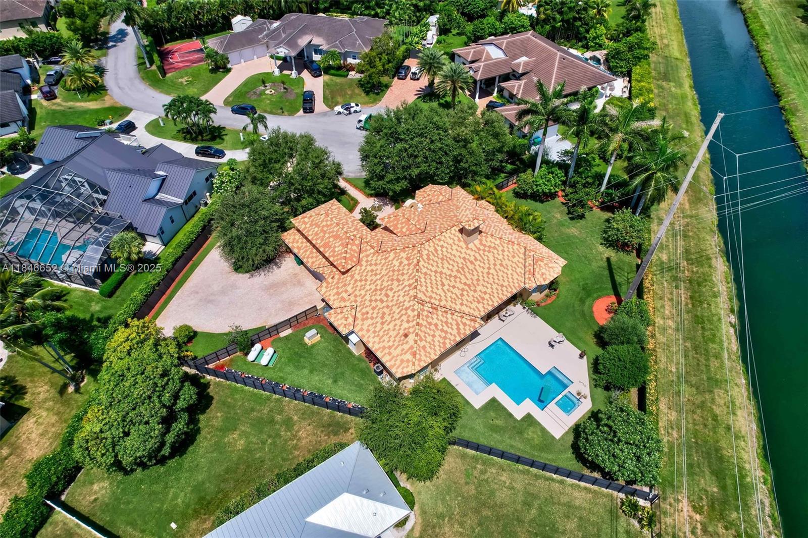 THE LANDINGS SEC 2 - Residential