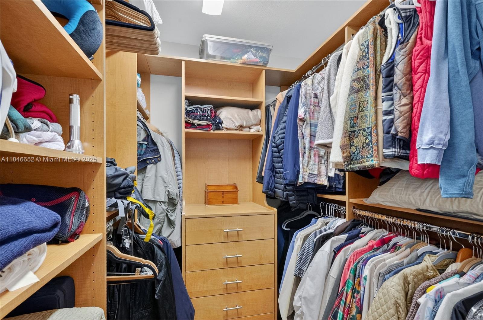 THE LANDINGS SEC 2 - Residential