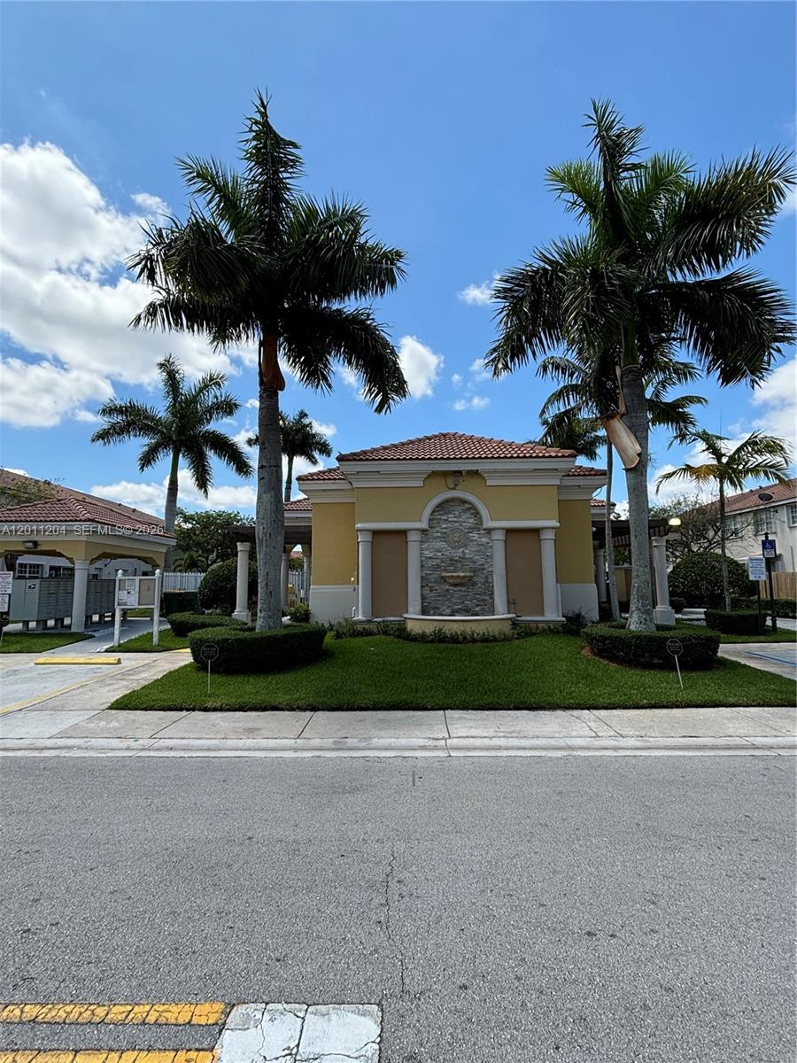 PORTOFINO VILLAS WEST - Residential
