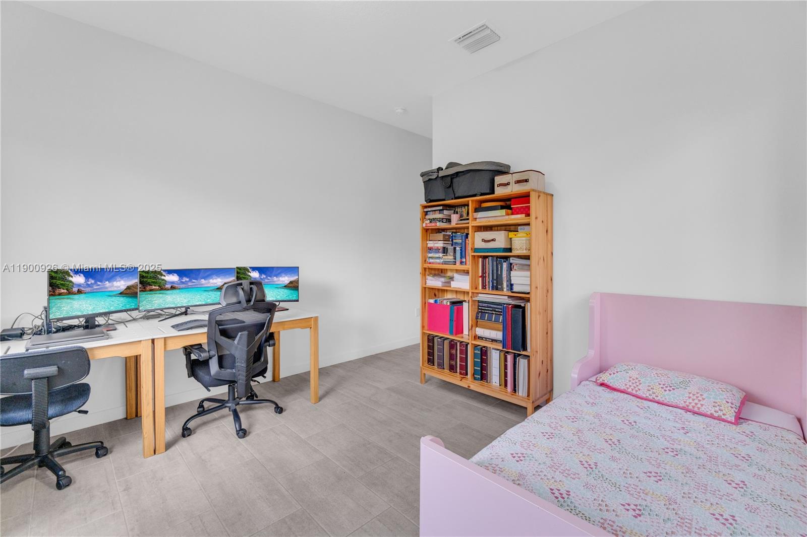 VENETIAN PARC WEST - Residential