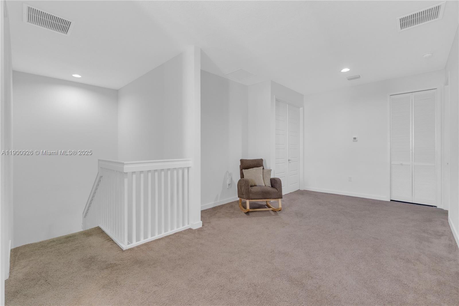 VENETIAN PARC WEST - Residential
