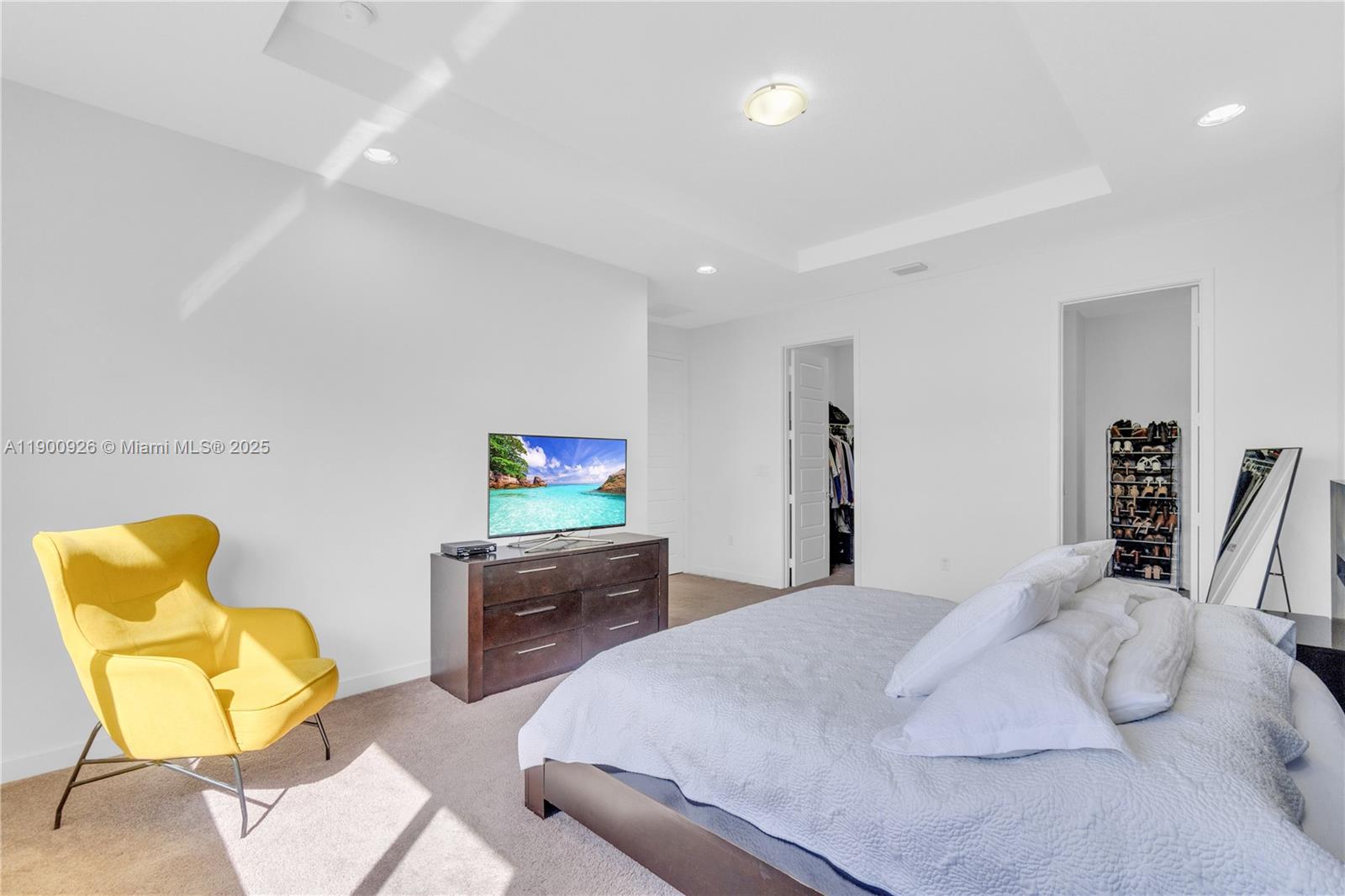 VENETIAN PARC WEST - Residential