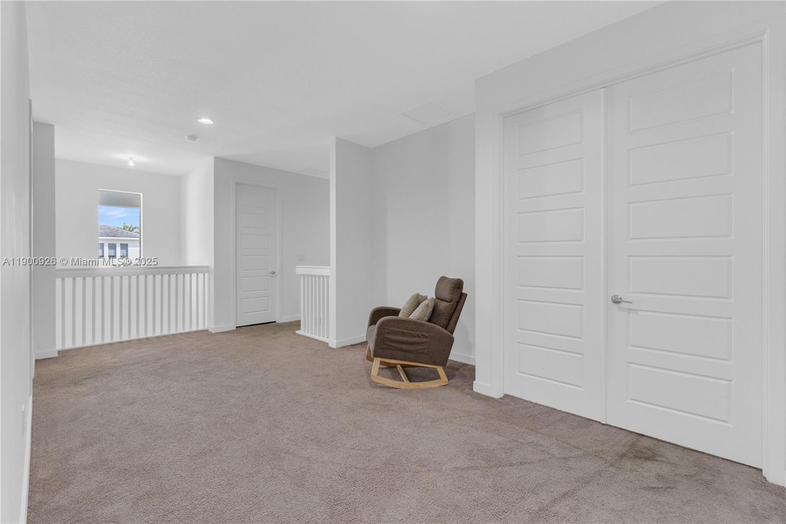 VENETIAN PARC WEST - Residential