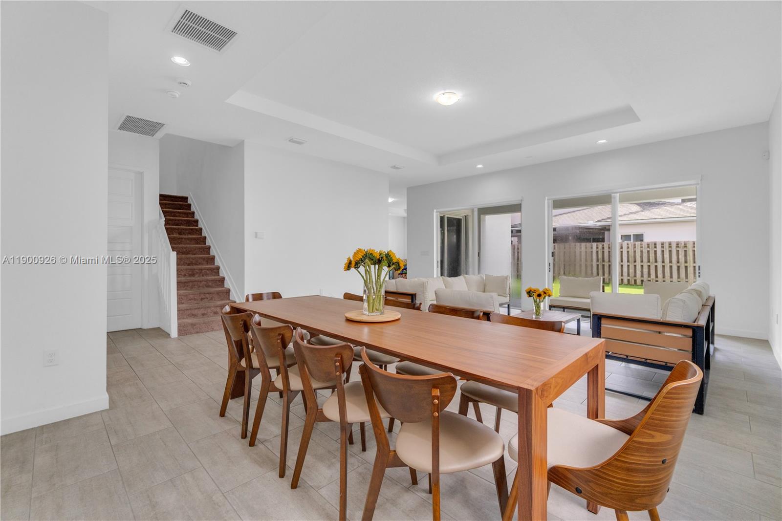 VENETIAN PARC WEST - Residential