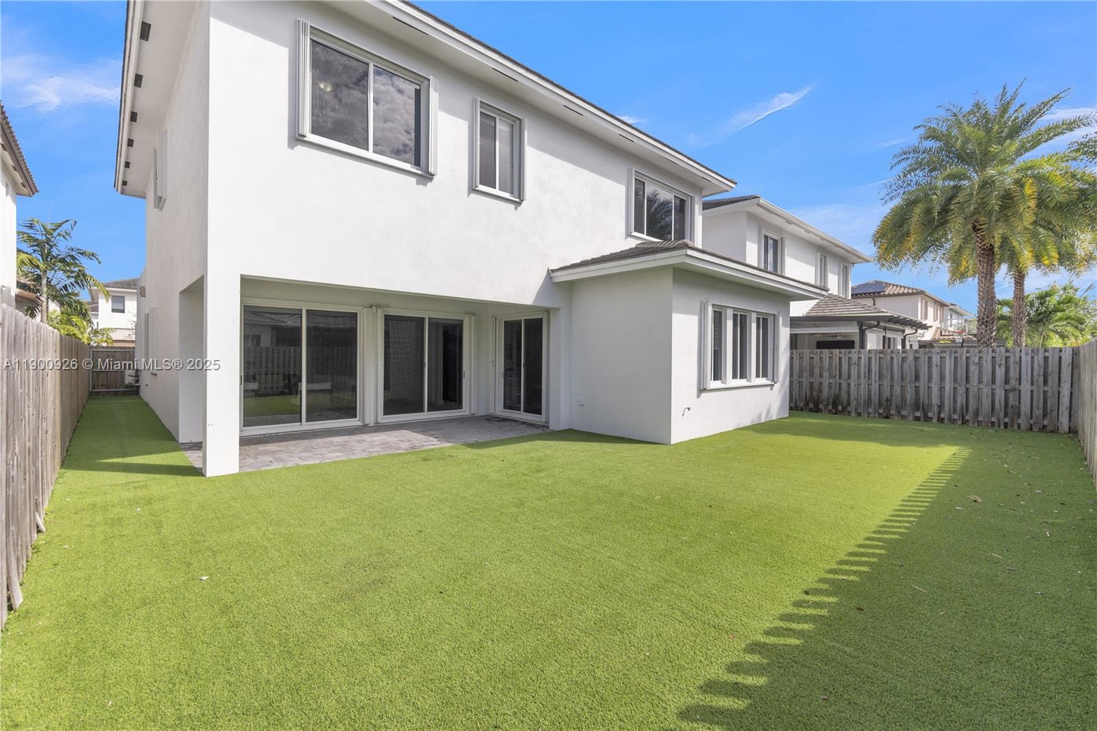 VENETIAN PARC WEST - Residential