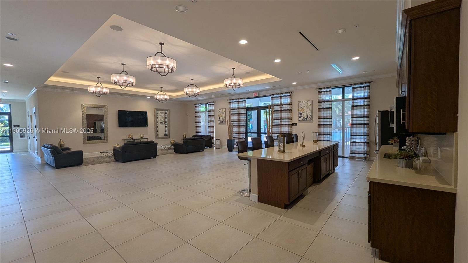 VENETIAN PARC WEST - Residential