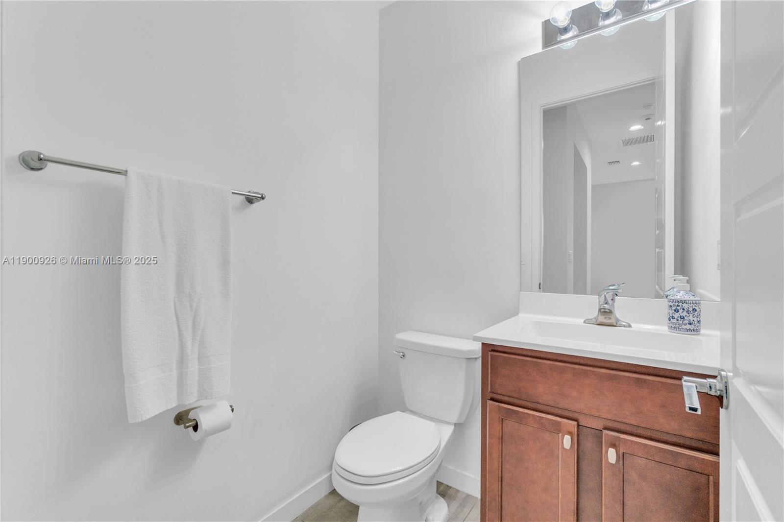 VENETIAN PARC WEST - Residential