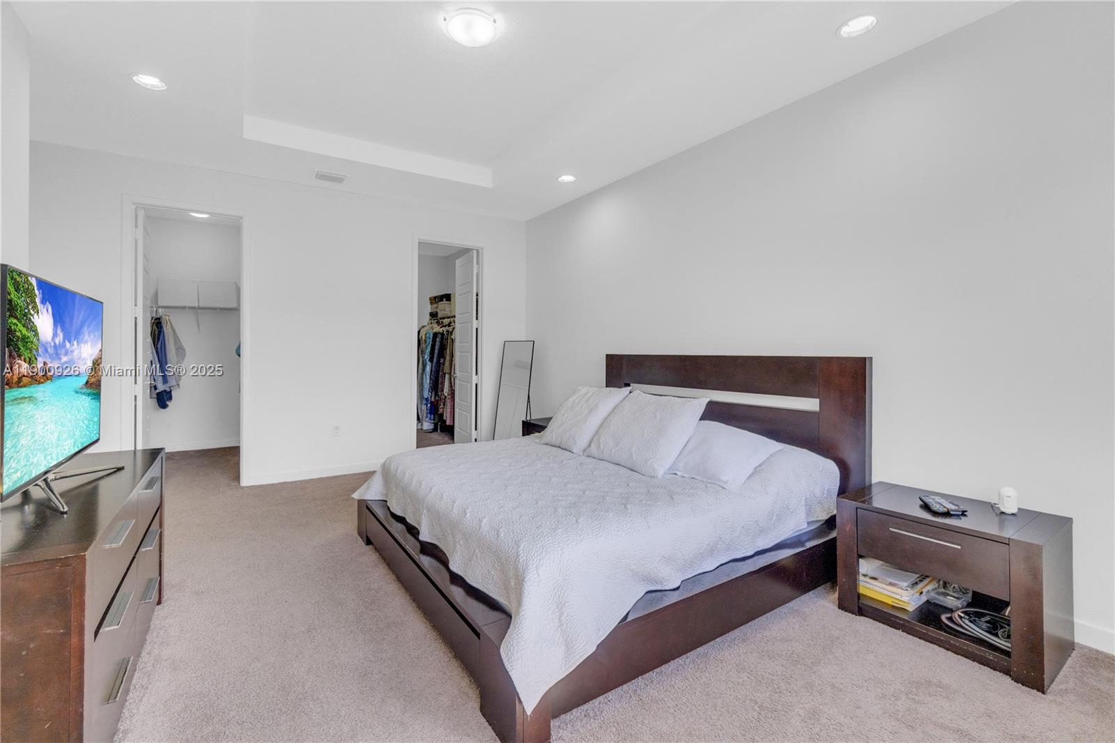 VENETIAN PARC WEST - Residential