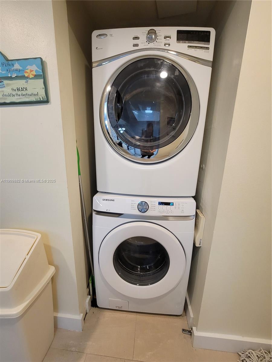 Ocean Point Beach Club - Residential Lease