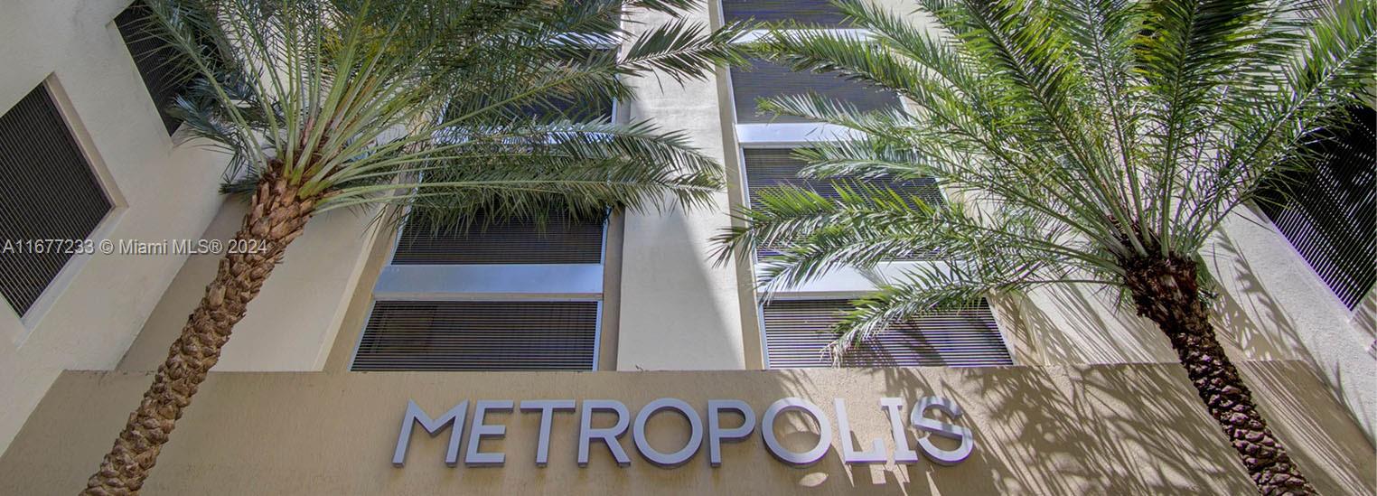 METROPOLIS I AT DADELAND - Residential