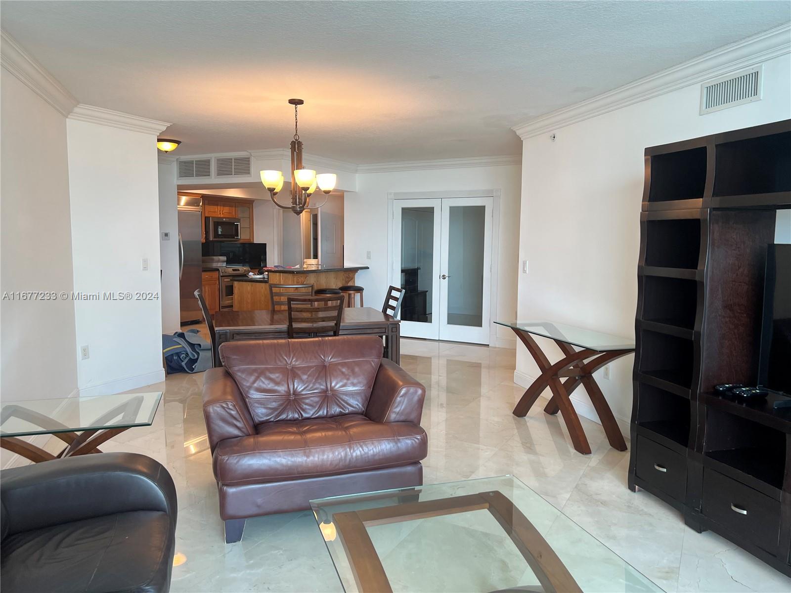 METROPOLIS I AT DADELAND - Residential