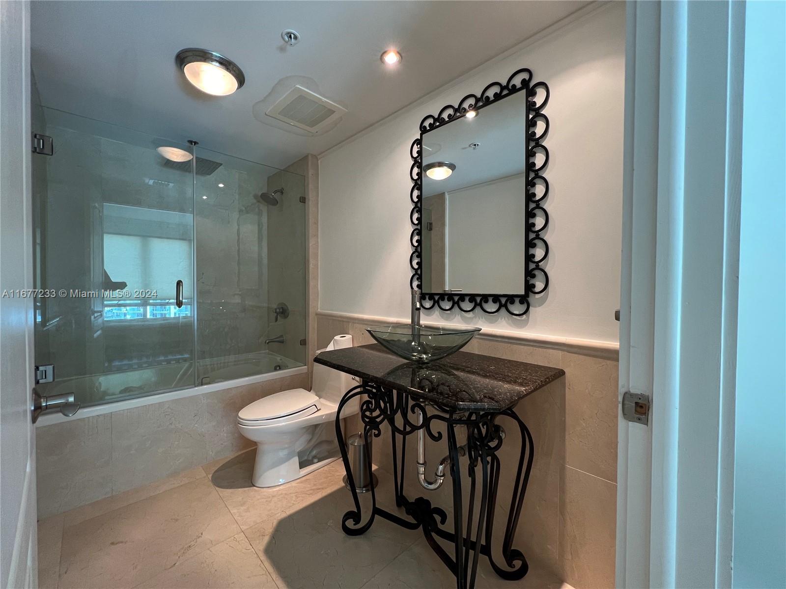 METROPOLIS I AT DADELAND - Residential