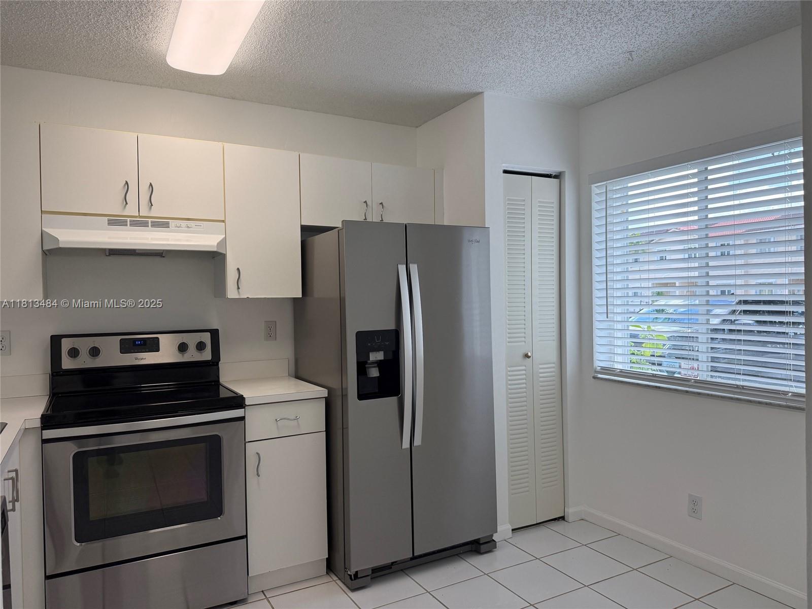 WEITZER SERENA LAKES TOWN - Residential Lease