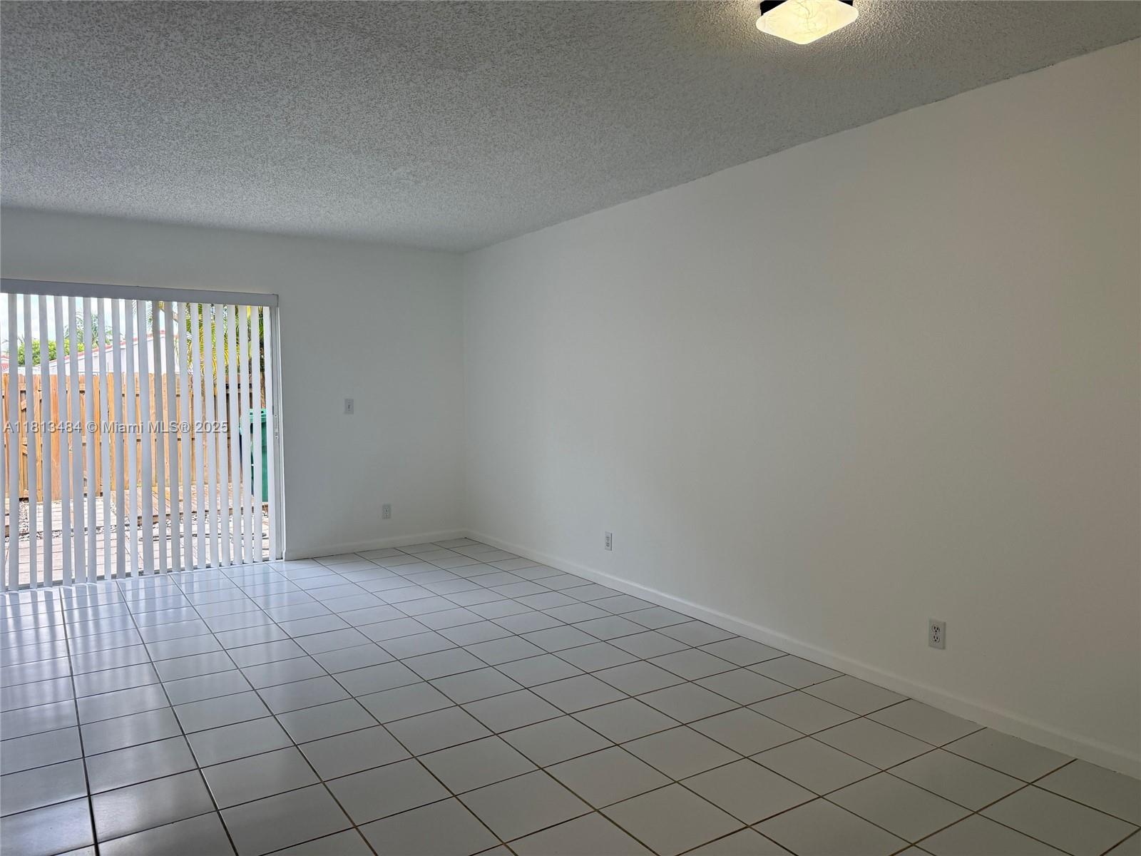 WEITZER SERENA LAKES TOWN - Residential Lease