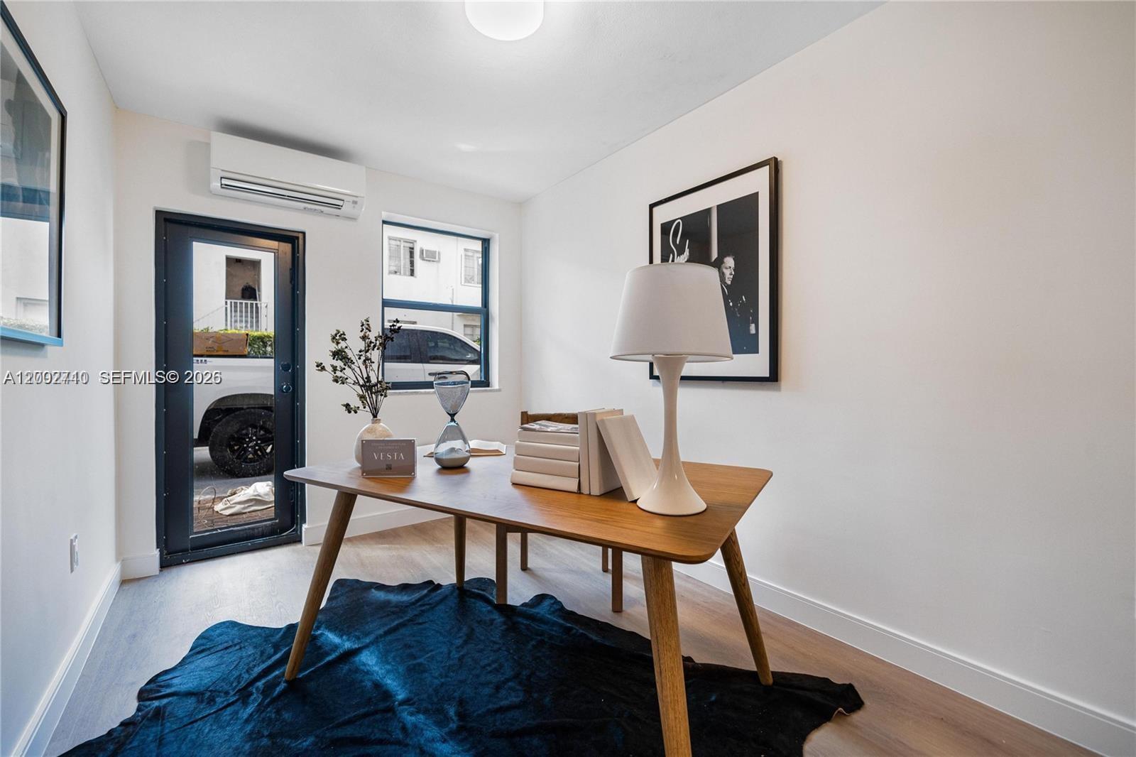 CRESPI RESIDENCE - Residential