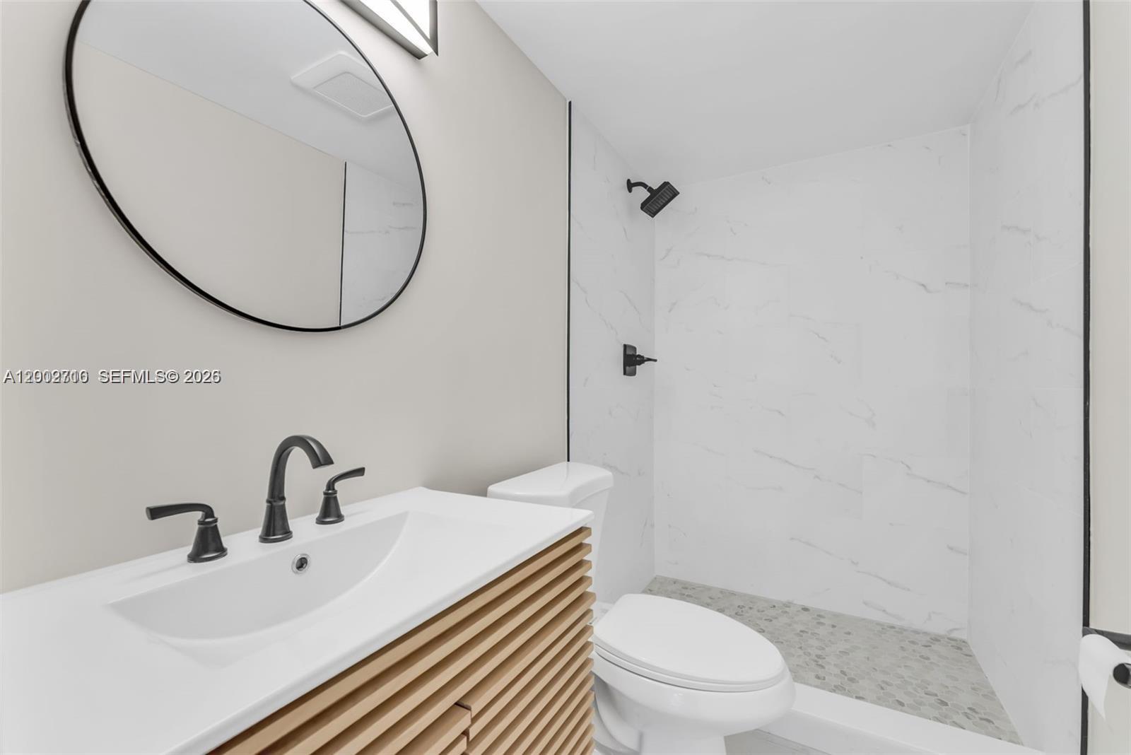 CRESPI RESIDENCE - Residential