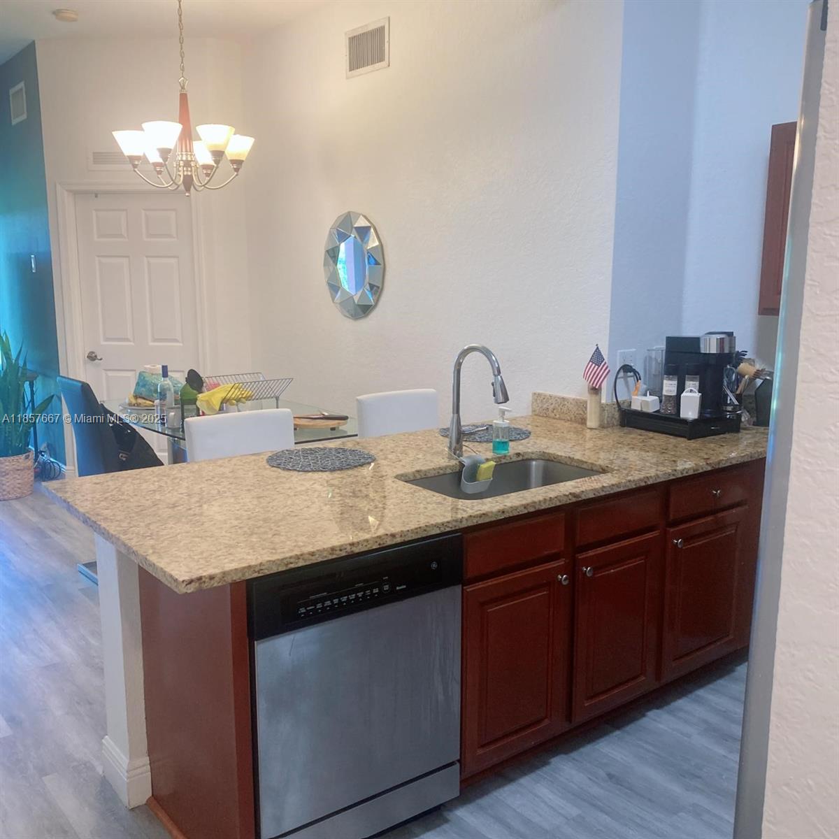 VILLAS OF PALOMINO CONDO - Residential Lease