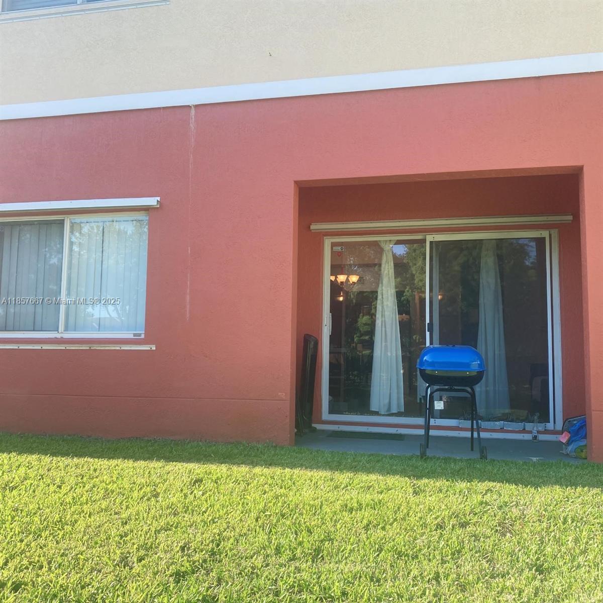 VILLAS OF PALOMINO CONDO - Residential Lease