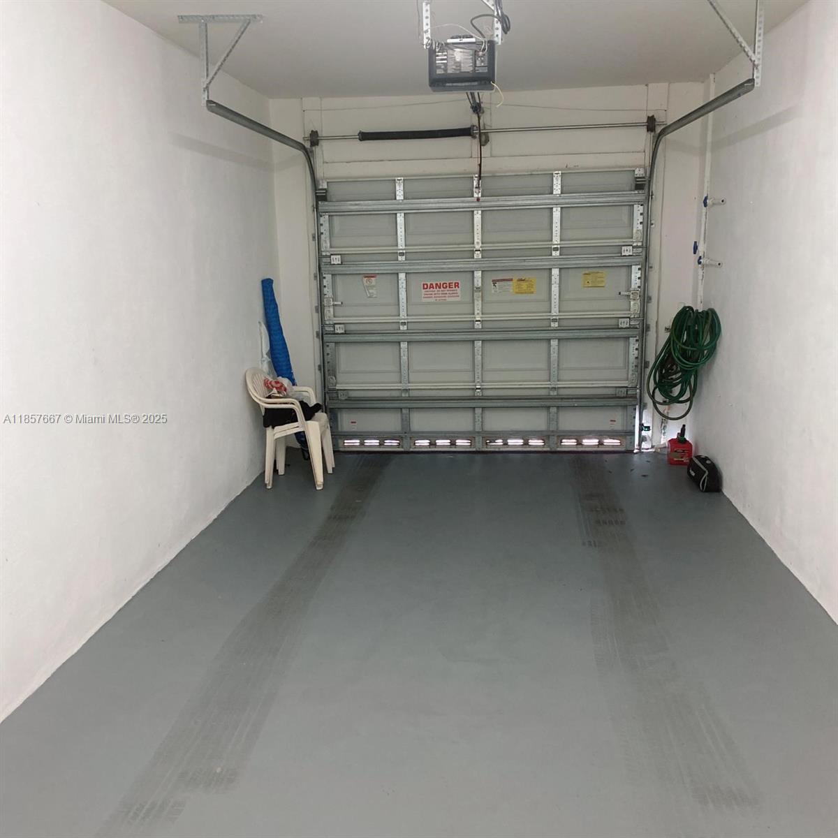 VILLAS OF PALOMINO CONDO - Residential Lease