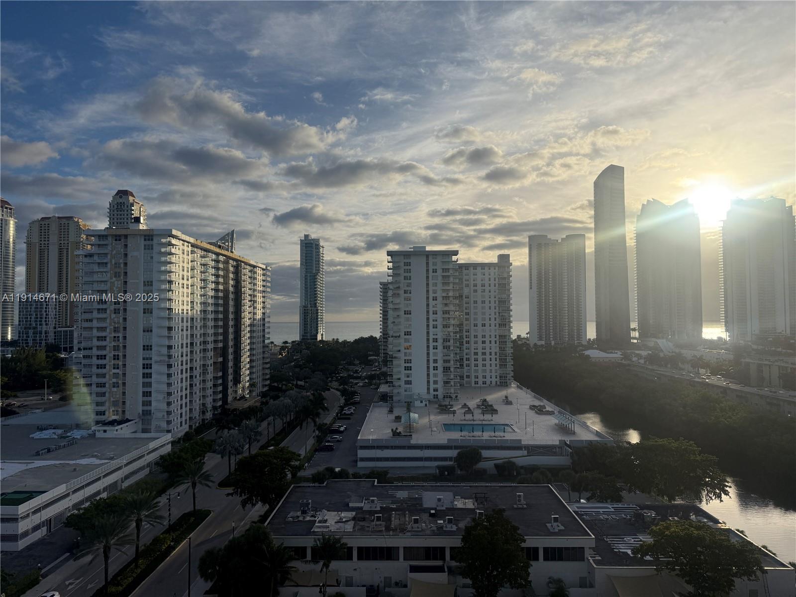 WINSTON TOWERS 100 CONDO - Residential Lease