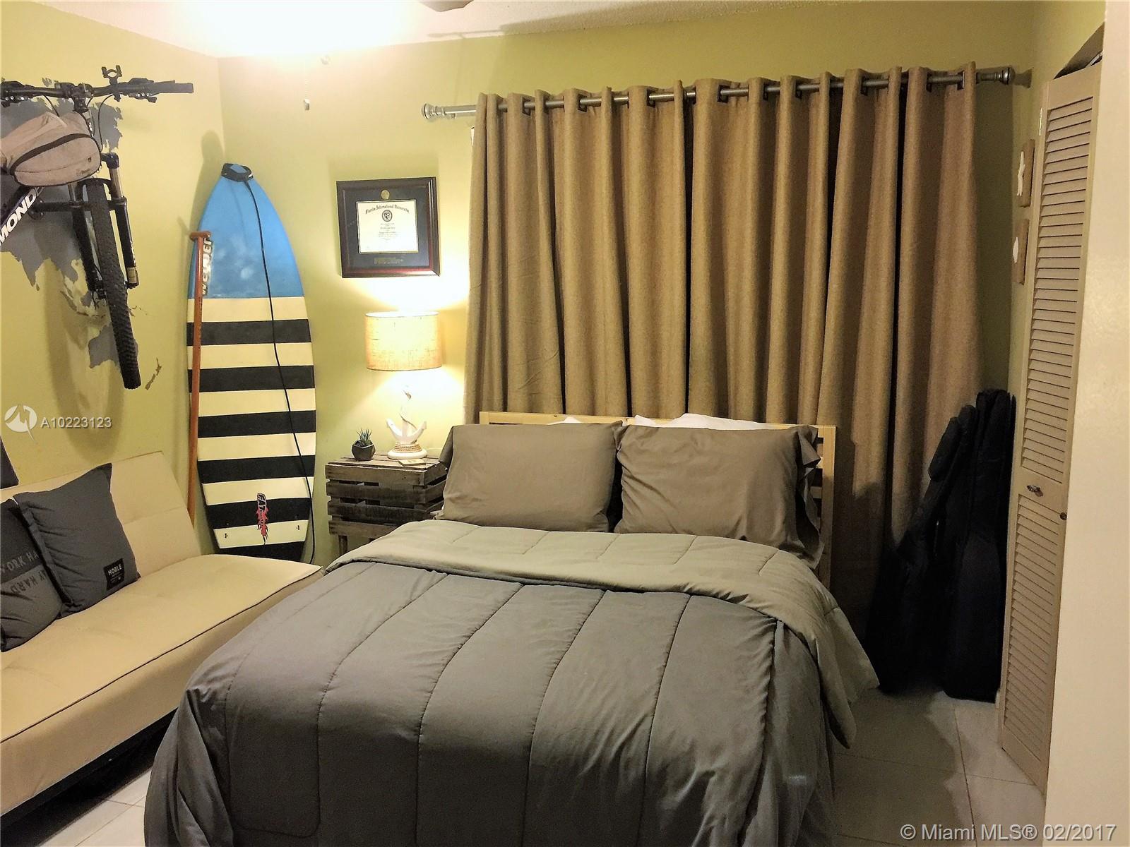 Kendall Walk - Residential