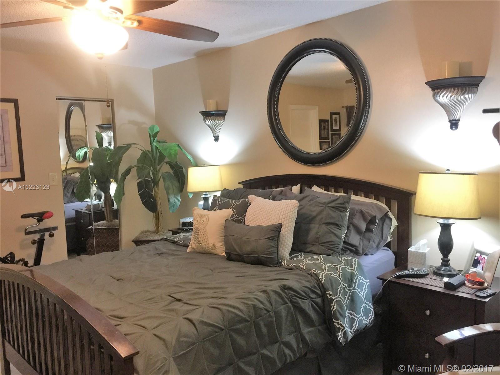 Kendall Walk - Residential