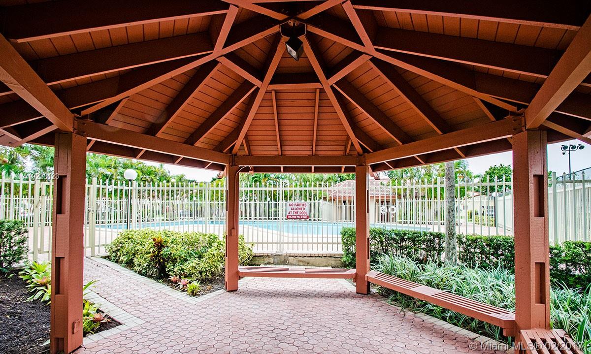 Kendall Walk - Residential