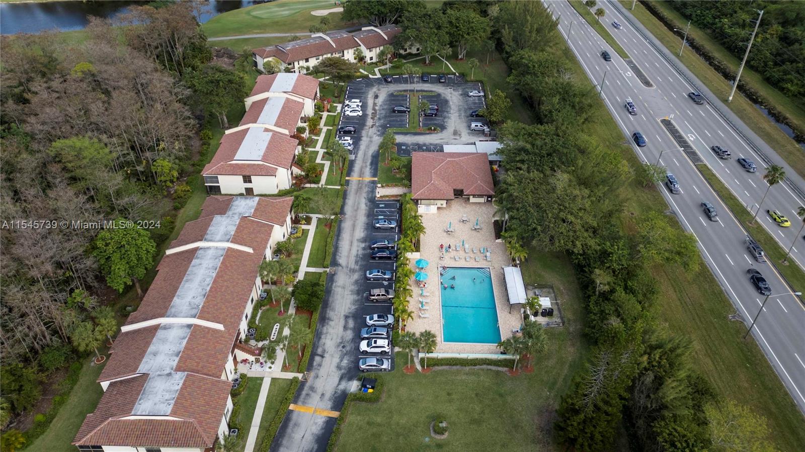 GLADES OF BOCA LAGO CONDO - Residential