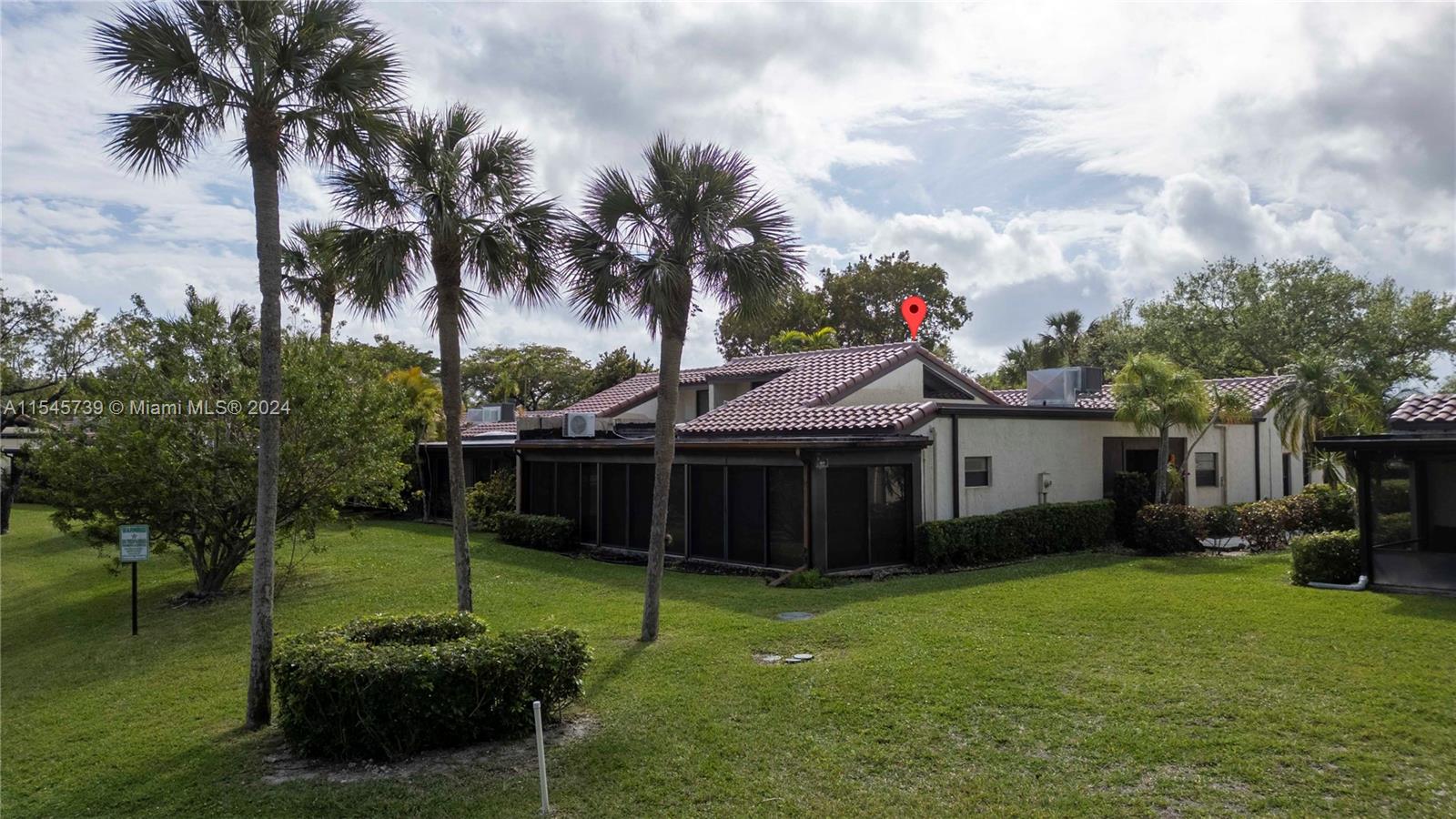 GLADES OF BOCA LAGO CONDO - Residential