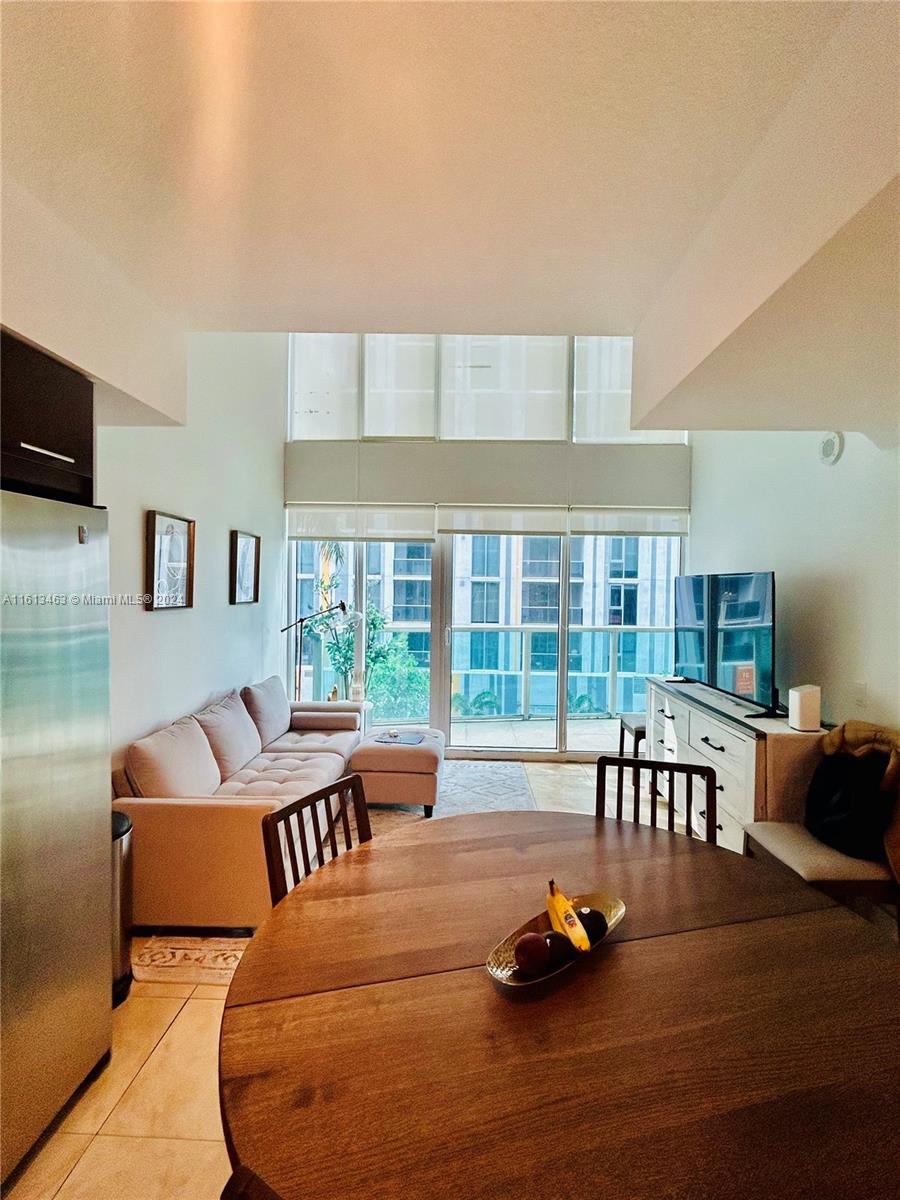 BRICKELL ON THE RIVER S T - Residential Lease