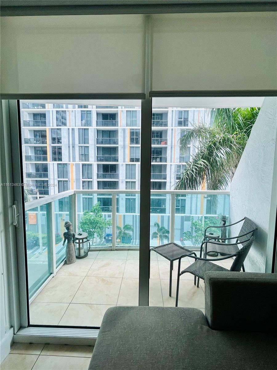 BRICKELL ON THE RIVER S T - Residential Lease