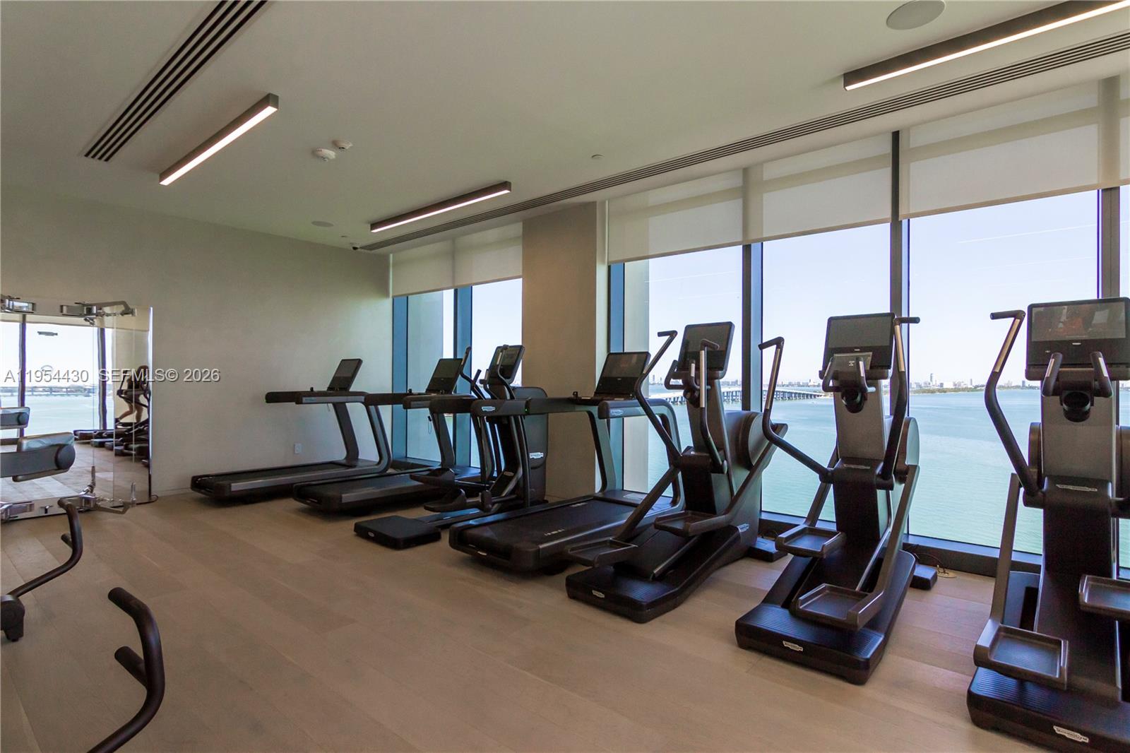 ONE PARAISO CONDO - Residential