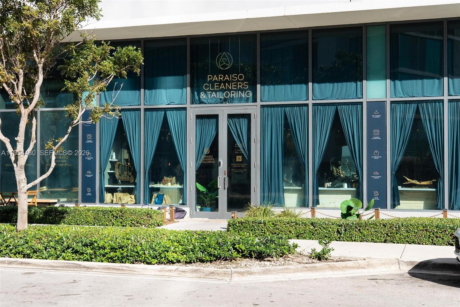 ONE PARAISO CONDO - Residential