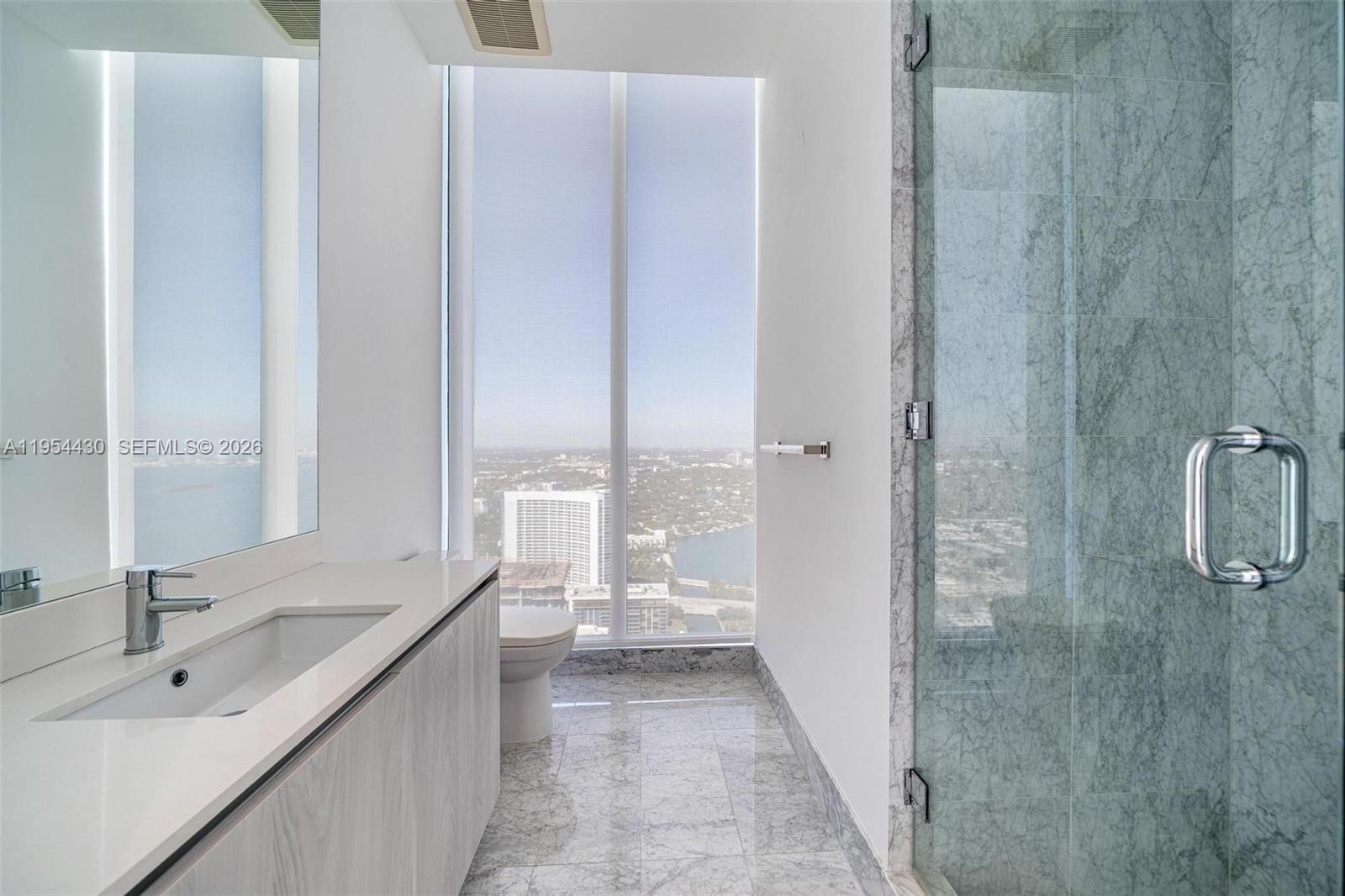 ONE PARAISO CONDO - Residential